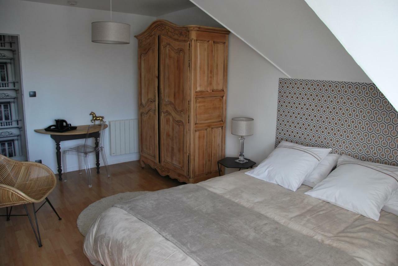 Au Detour De Rennes Bed & Breakfast Bruz Exterior photo