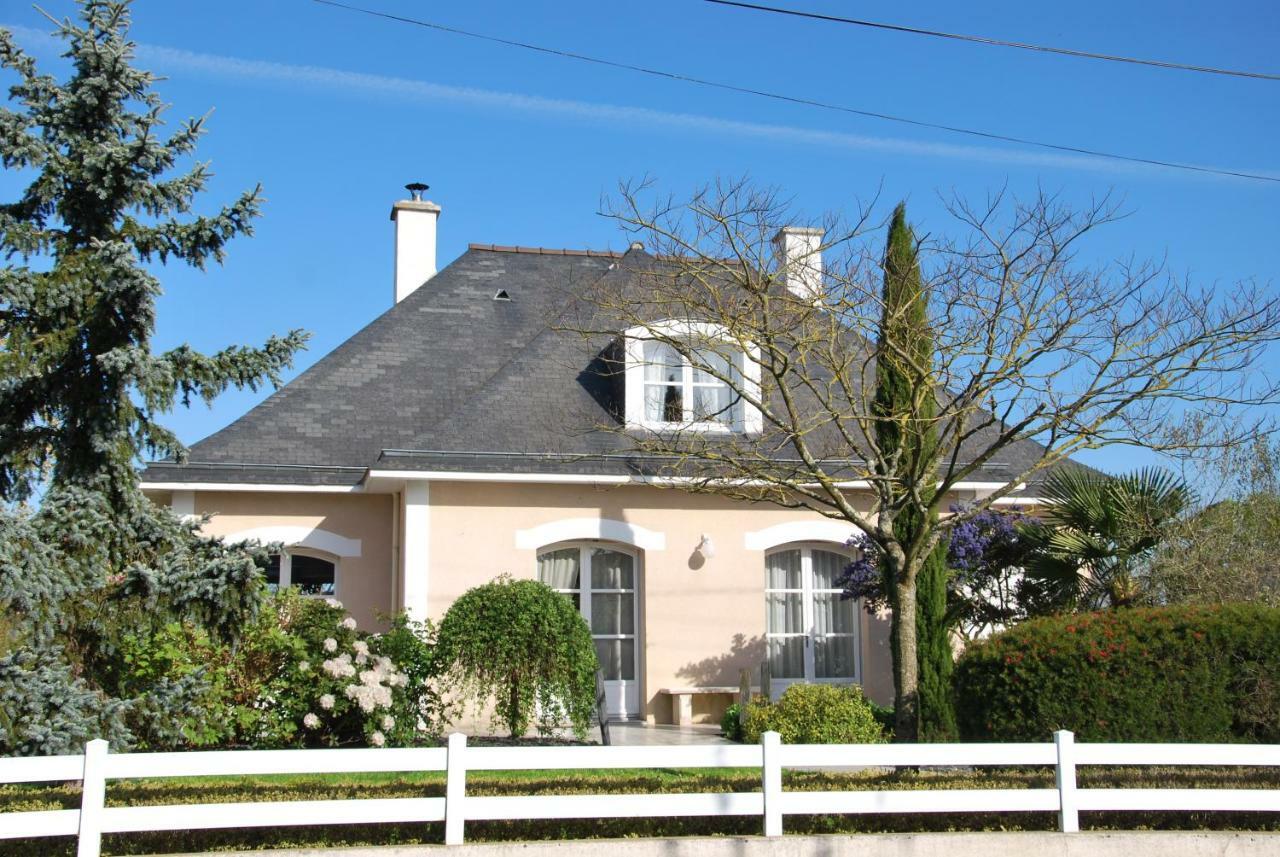 Au Detour De Rennes Bed & Breakfast Bruz Exterior photo